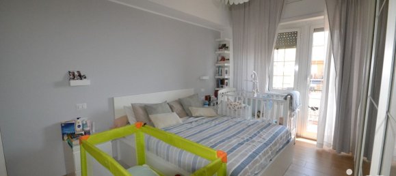 6 rooms Apartment in Genoa, Italy No. 284260 28