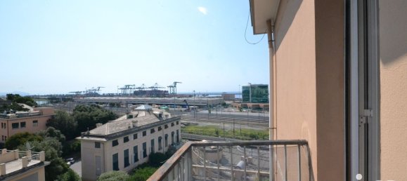 6 rooms Apartment in Genoa, Italy No. 284260 2