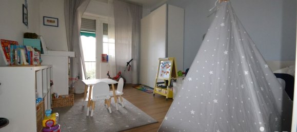 6 rooms Apartment in Genoa, Italy No. 284260 3