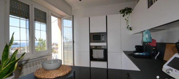 6 rooms Apartment in Genoa, Italy No. 284260 23