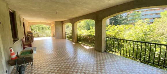 7 rooms Villa in Como, Italy No. 2343 23