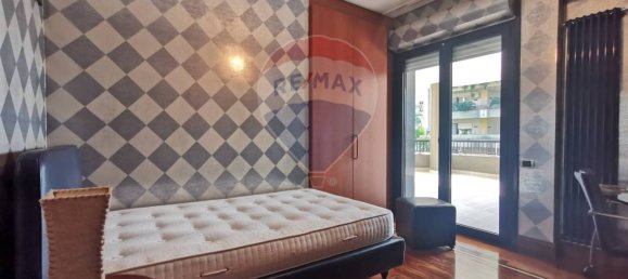 Apartamento de 2 dormitorios en Bari, Italy No. 318288 18