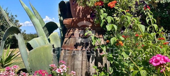 3 bedrooms House in Perugia, Italy No. 138205 16