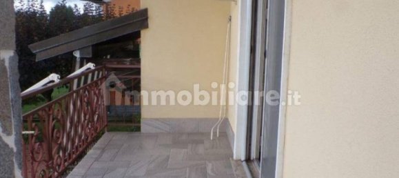 Вилла с 2 спальнями в Кадредзате, Италия № 326547 29