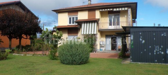 Вилла с 2 спальнями в Кадредзате, Италия № 326547 11