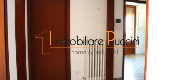 5-salle Appartement à Calenzano, Italy No. 196683 8