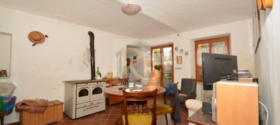3 bedrooms House in Cerreto d'Asti, Italy No. 129653 13