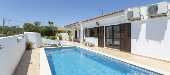 3 bedrooms House in Almancil, Portugal No. 129921 22