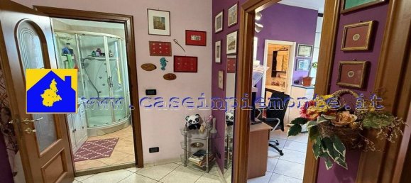 2 bedrooms Apartment in Turin, Italy No. 312911 7
