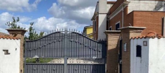 3 rooms House in Pomezia, Italy No. 4532 3