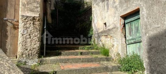 4 bedrooms Villa in Follo, Italy No. 258889 8