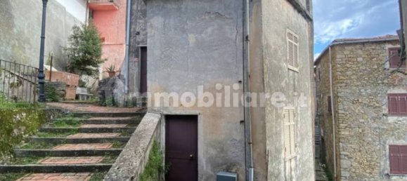4 bedrooms Villa in Follo, Italy No. 258889 12