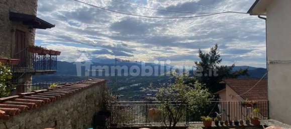 4 bedrooms Villa in Follo, Italy No. 258889 9