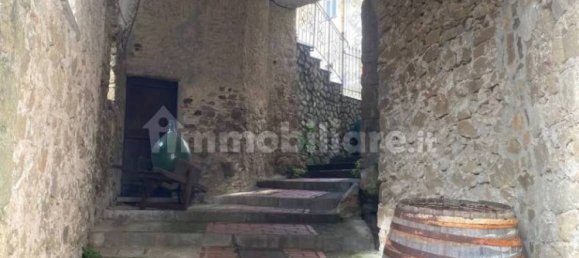 4 bedrooms Villa in Follo, Italy No. 258889 15