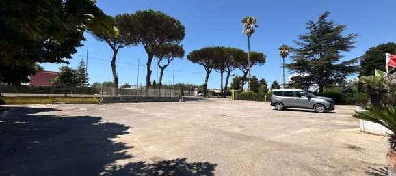  عقار تجاري في Terracina, Italy 425متر مربع رقم 263466 7