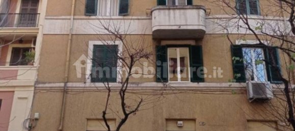 2غرفة عقار تجاري في Rome, Italy رقم 25157 3