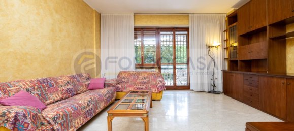2 rooms Apartment in Cologno Monzese, Italy No. 296704 3