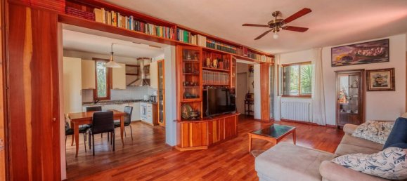 4 bedrooms Villa in Follonica, Italy No. 304776 17