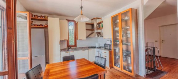 4 bedrooms Villa in Follonica, Italy No. 304776 19