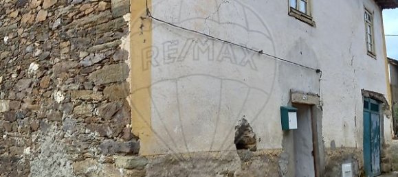 2 bedrooms House in Braganca, Portugal No. 42375 2