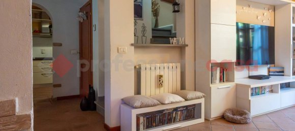 3 rooms Villa in Barga, Italy No. 340950 19