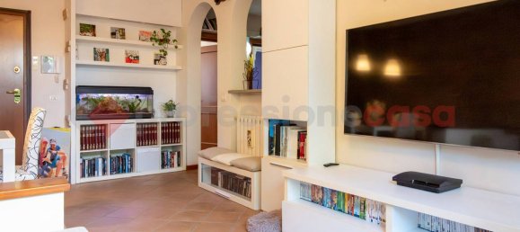 3 rooms Villa in Barga, Italy No. 340950 17