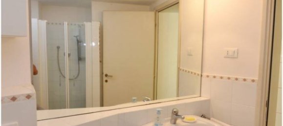 Villa de 3 dormitorios en Fabbrico, Italy No. 294193 17