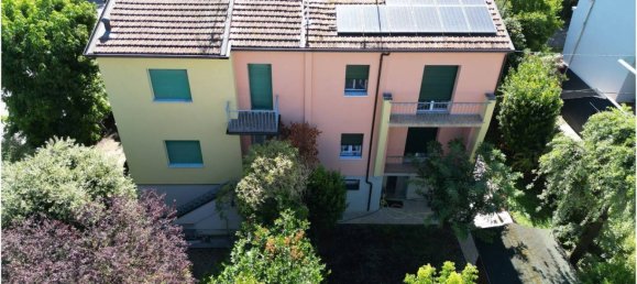 Villa de 3 dormitorios en Fabbrico, Italy No. 294193 11