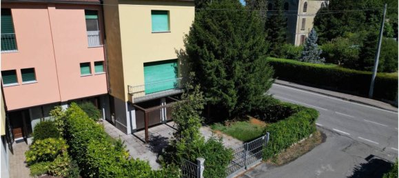 Villa de 3 dormitorios en Fabbrico, Italy No. 294193 4