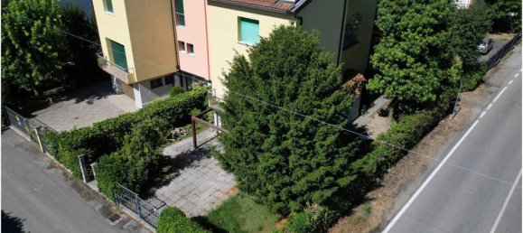 Villa de 3 dormitorios en Fabbrico, Italy No. 294193 7