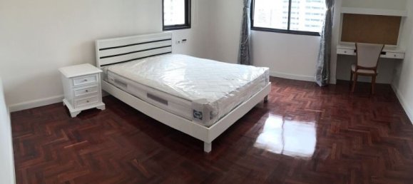 3 bedrooms Condo in Bangkok, Thailand No. 7347 4