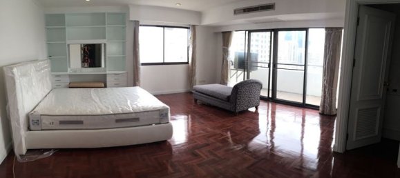 3 bedrooms Condo in Bangkok, Thailand No. 7347 3