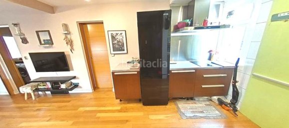 2 Schlafzimmer Penthouse in Santa Coloma de Gramenet, Spain, Nr. 134310 2