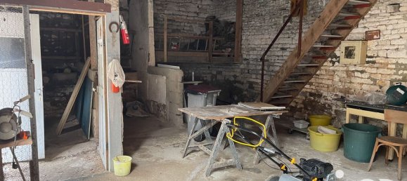 3 bedrooms Townhouse in Yrouerre, France No. 202026 14