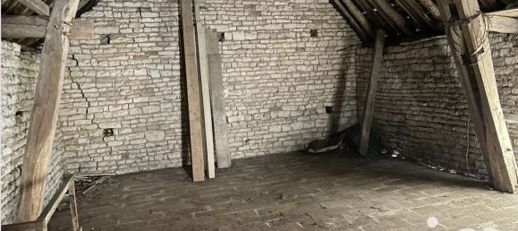 3 bedrooms Townhouse in Yrouerre, France No. 202026 13