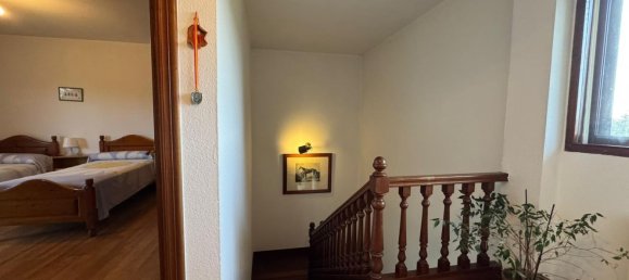 5 bedrooms House in Santander, Spain No. 153420 28