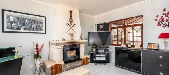 4 bedrooms Duplex in Amadora, Portugal No. 91433 10