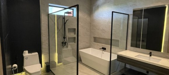 Villa de 3 dormitorios en Hua Hin, Thailand No. 70892 9