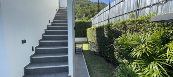 Villa de 3 dormitorios en Hua Hin, Thailand No. 70892 17