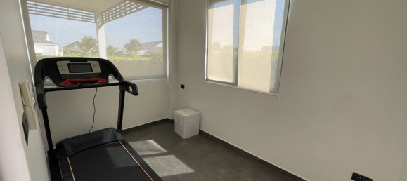 Villa de 3 dormitorios en Hua Hin, Thailand No. 70892 4