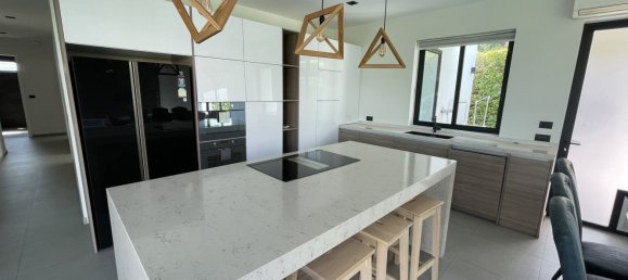 Villa de 3 dormitorios en Hua Hin, Thailand No. 70892 13