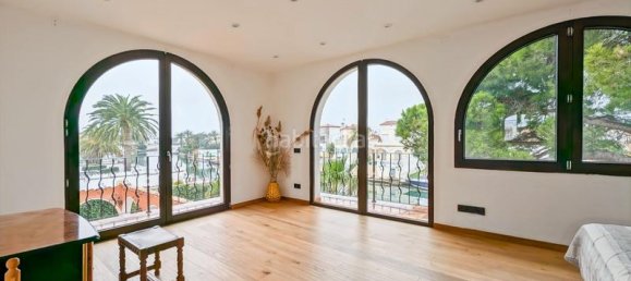 Casa de 5 dormitorios en Empuriabrava, Spain No. 82361 18