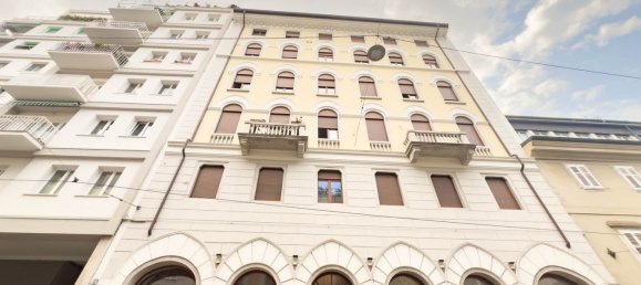 2 bedrooms Apartment in Trieste, Italy No. 304157 21