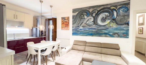 2 bedrooms Apartment in Trieste, Italy No. 304157 4