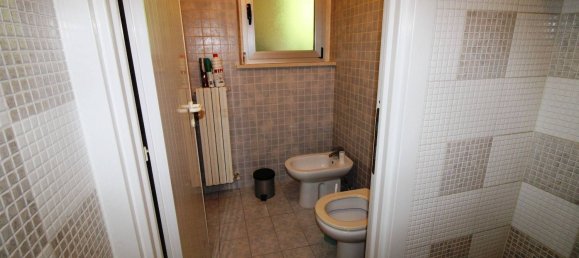 Almacén en Sant'Elpidio a Mare, Italy 390 m² No. 355828 19