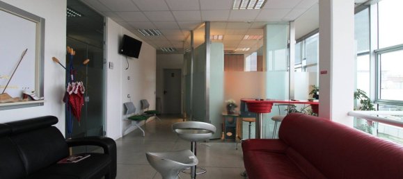 Almacén en Sant'Elpidio a Mare, Italy 390 m² No. 355828 2