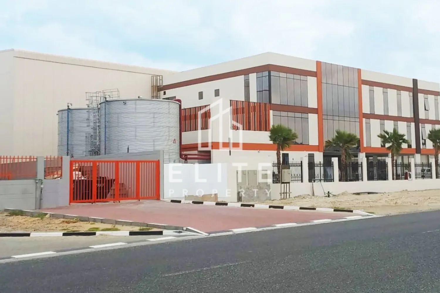 Склад 7040м² в Джабаль-Али, ОАЭ № 97759