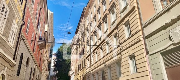 3-salle Penthouse à Trieste, Italy No. 258420 22