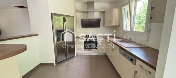 2 bedrooms House in Calvados, France No. 355963 6