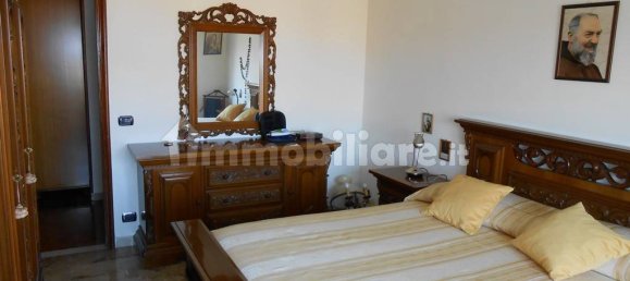 Квартира с 3 спальнями в Реджо Калабрия, Италия № 191166 25